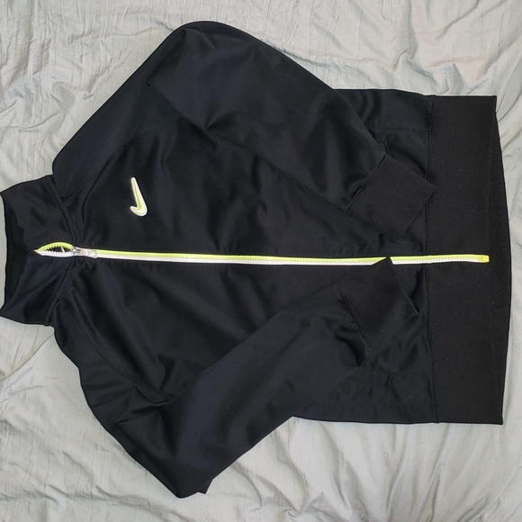 Nike Jackets & Blazers - Junior's Nike jacket